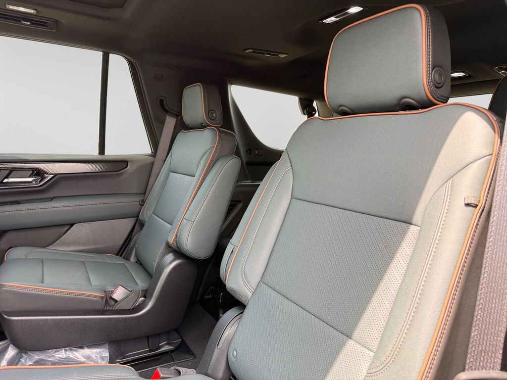 New 2026 GMC Yukon AT4 w/ AT4 Premium Package AWD/4WD image 36