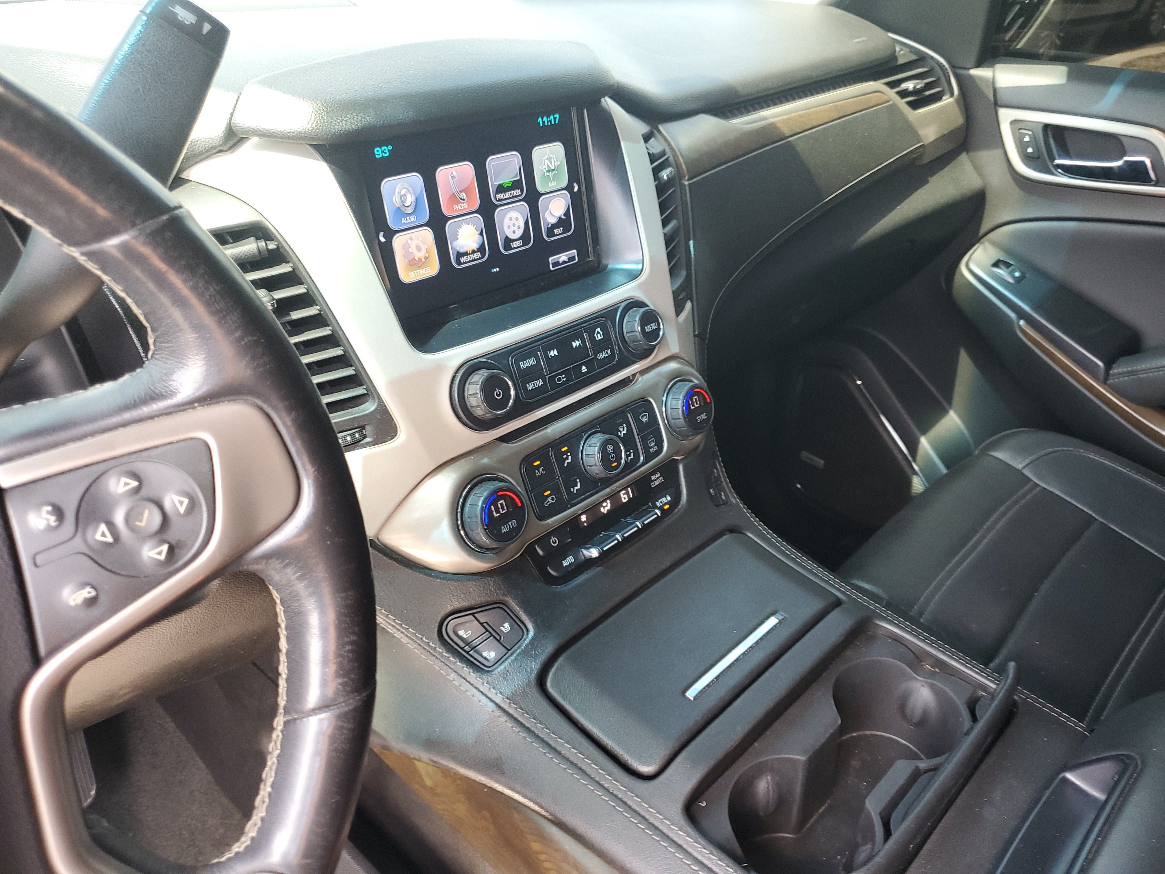 Used 2018 GMC Yukon XL Denali w/ Denali Ultimate Package RWD image 19