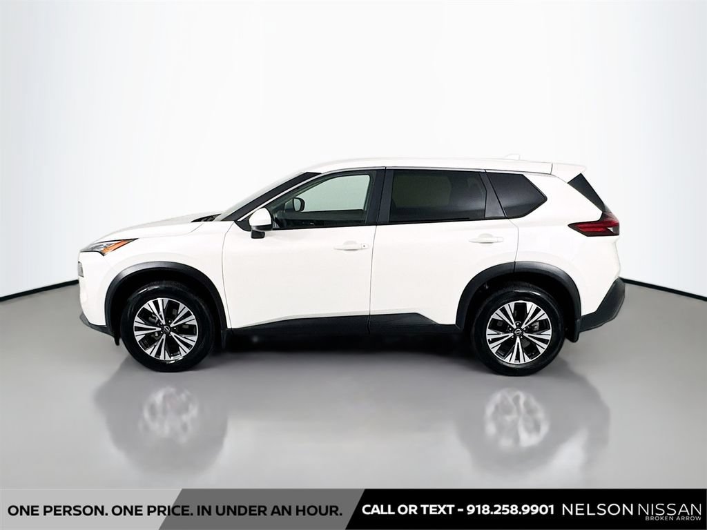 Used 2023 Nissan Rogue SV FWD image 8