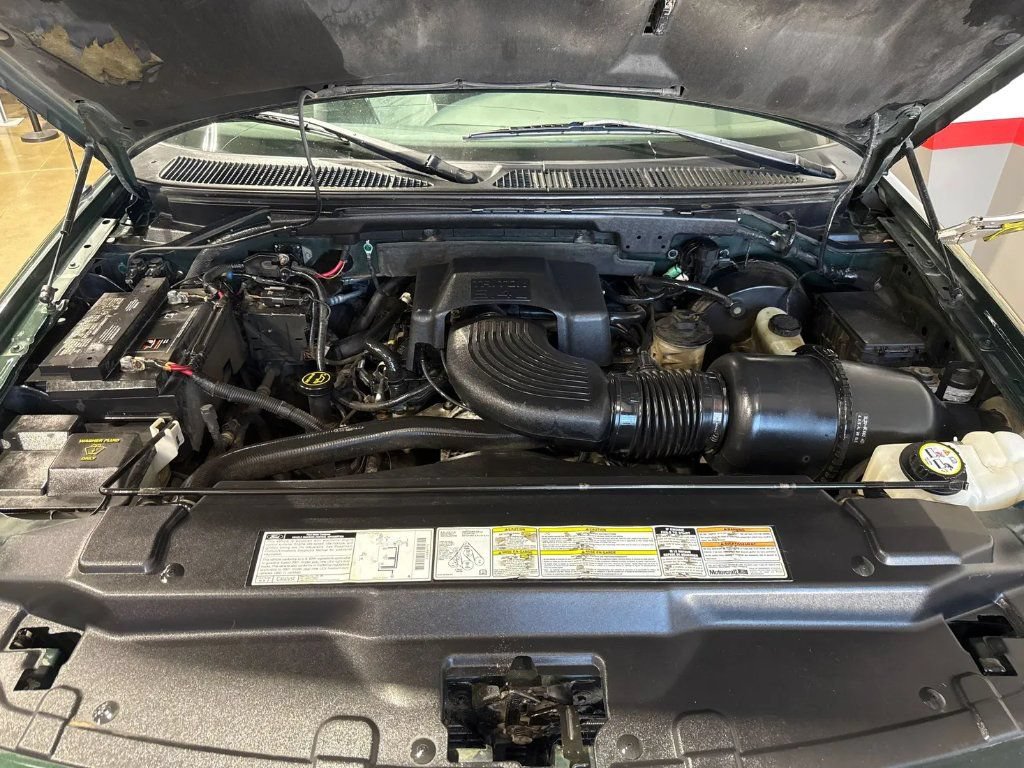 Used 2001 Ford F150 XL AWD/4WD image 9