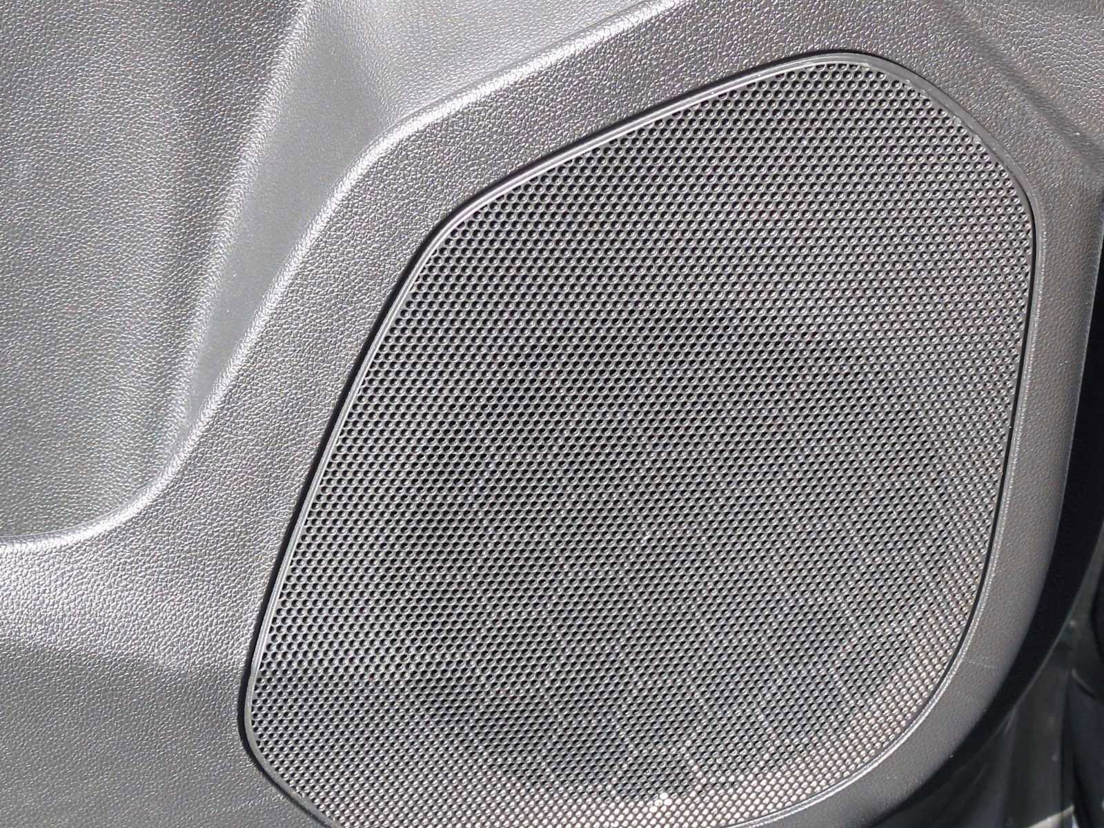 Used 2024 Chevrolet Trax LS image 23