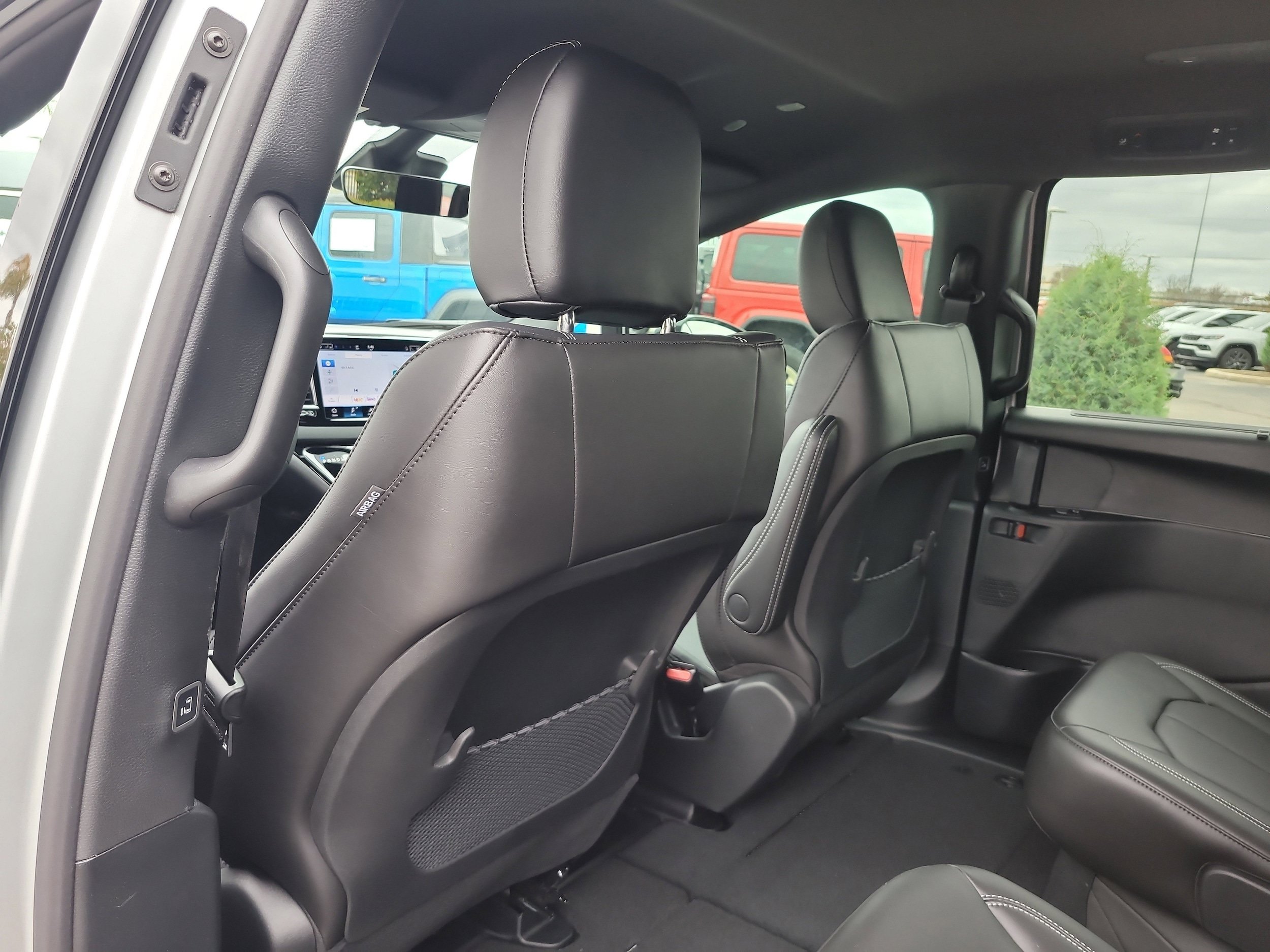 New 2026 Chrysler Voyager LX FWD image 12