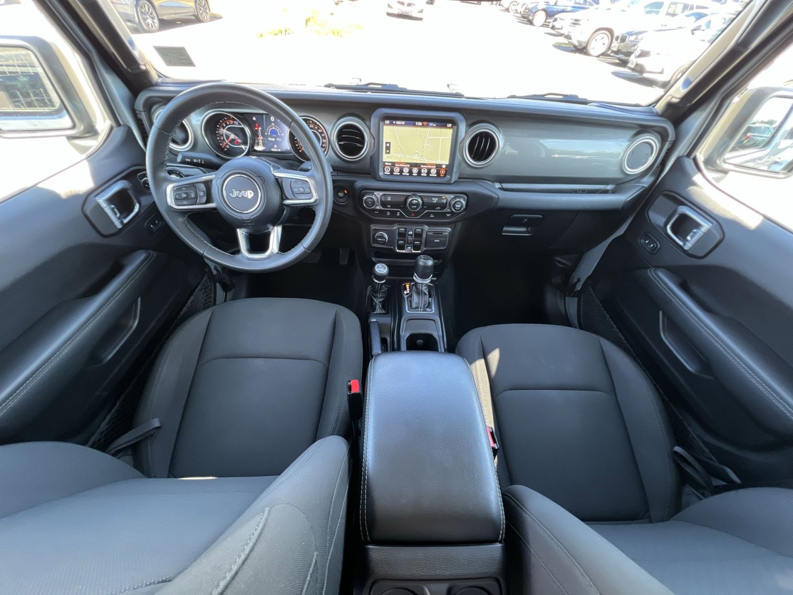 Used 2023 Jeep Gladiator Overland image 2