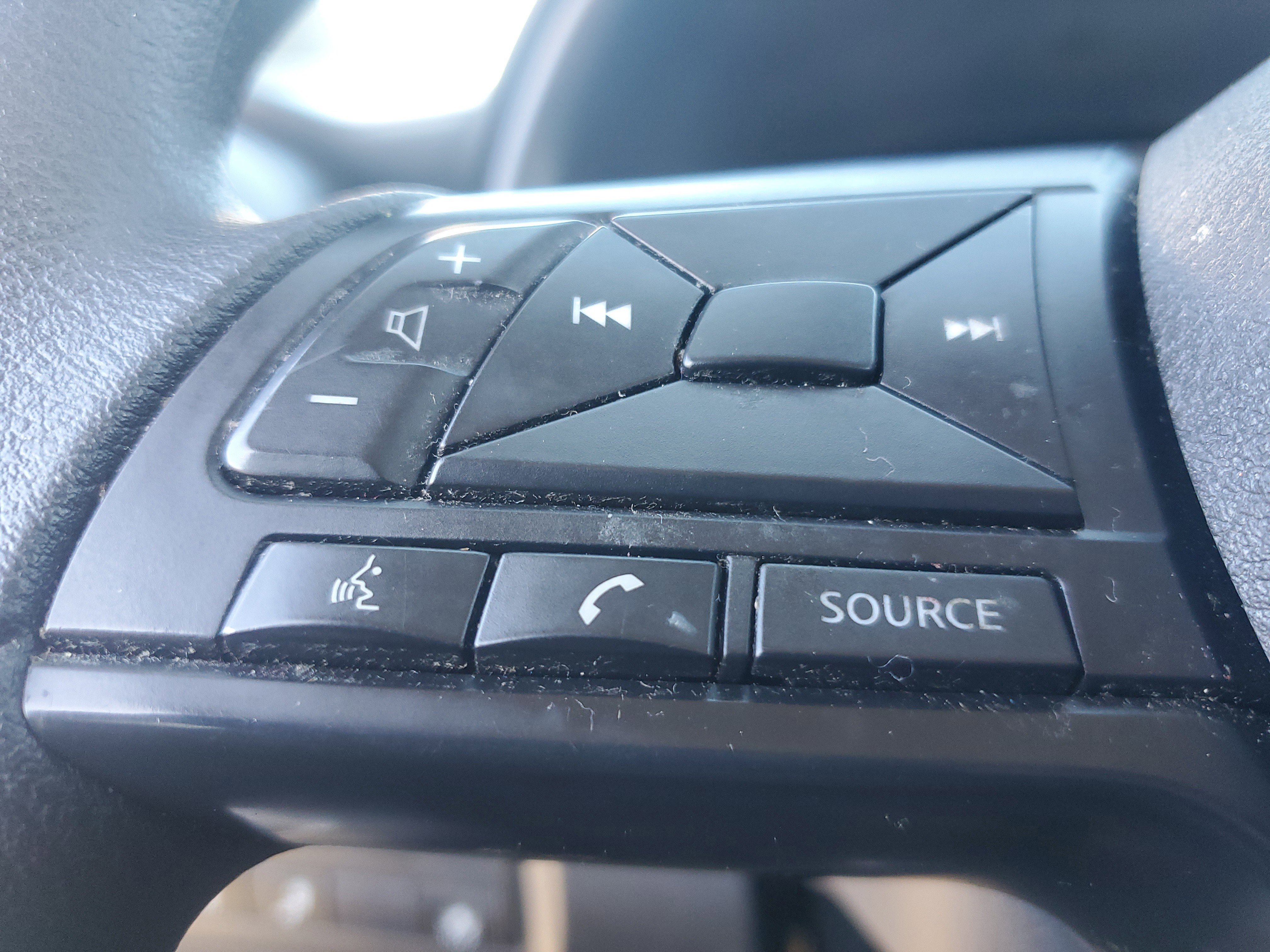 Used 2024 Nissan Kicks S image 22