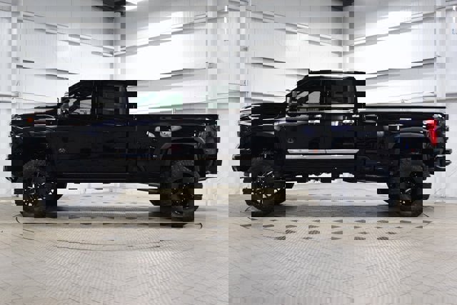 New 2026 Chevrolet Silverado 3500 High Country w/ High Country Premium Package image 4