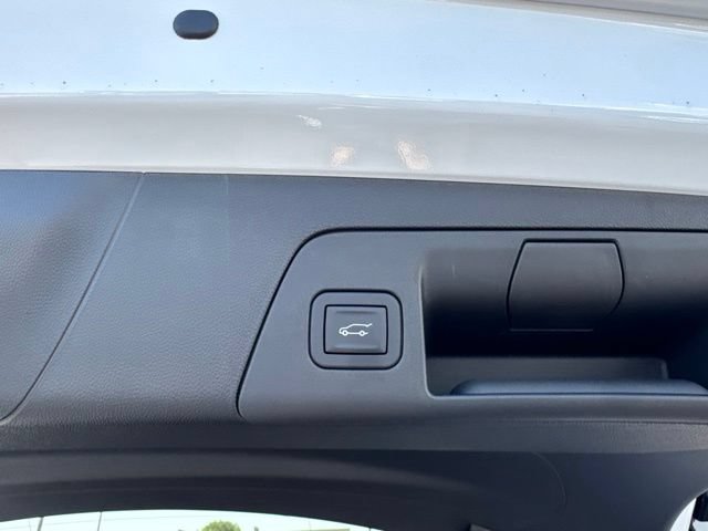 Used 2026 Buick Envision Avenir AWD/4WD image 6