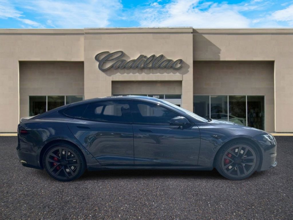 Used 2025 Tesla Model S Plaid image 2