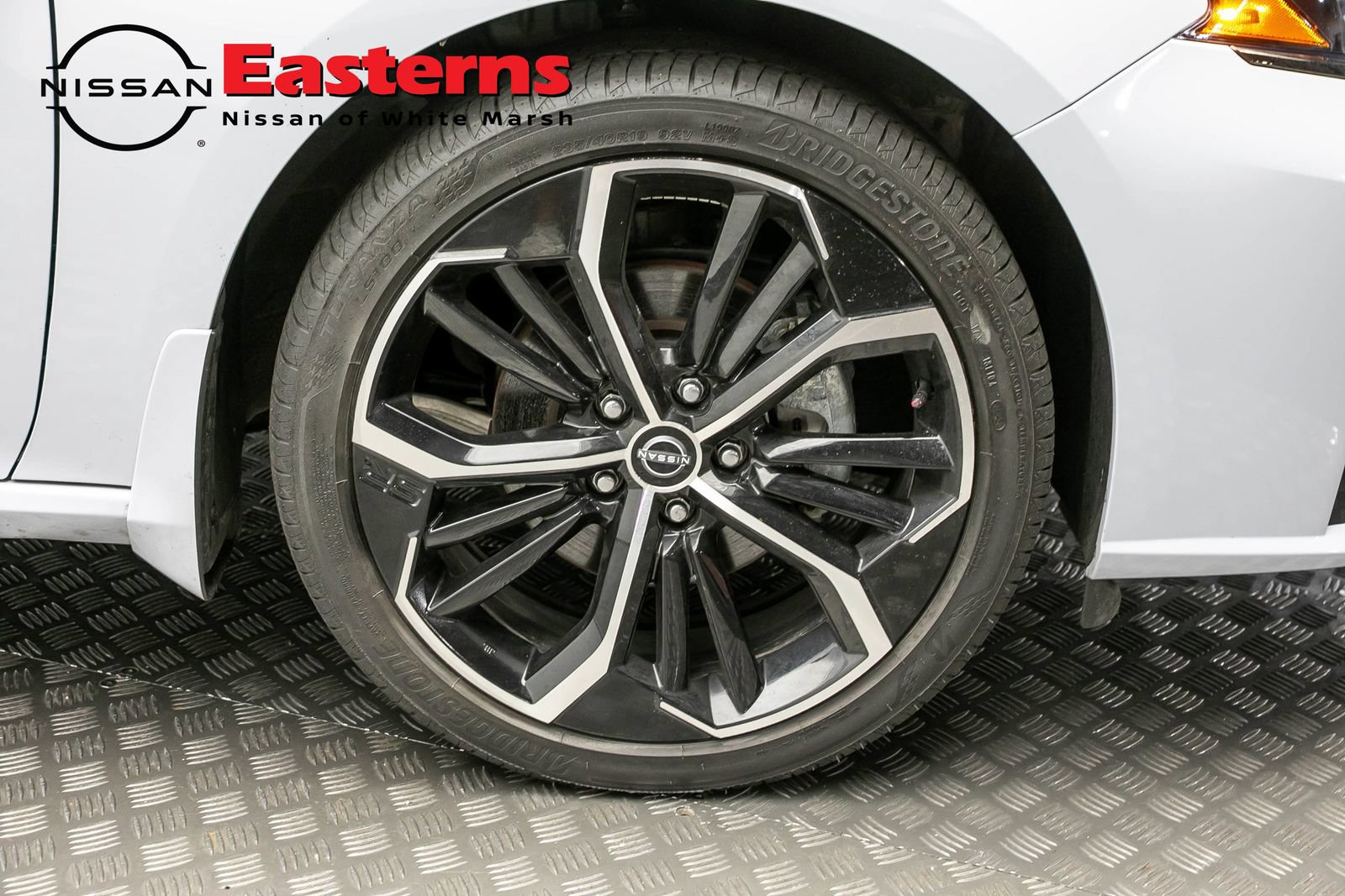 Used 2023 Nissan Altima 2.5 SR AWD/4WD image 29