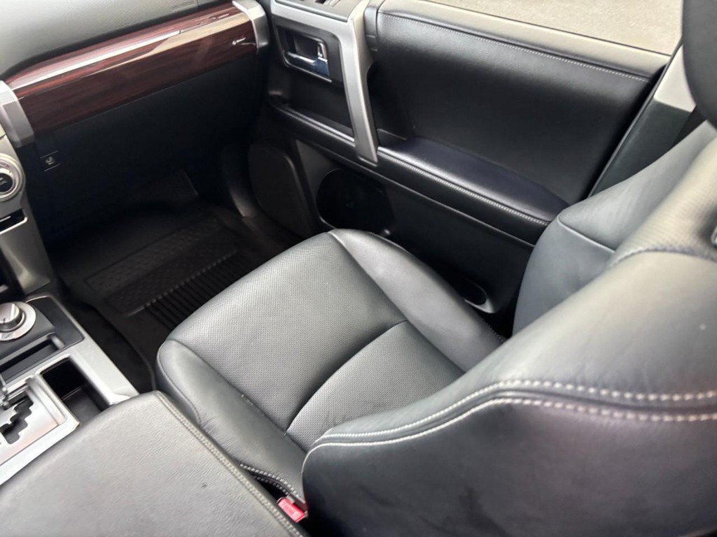 Used 2022 Toyota 4Runner Limited AWD/4WD image 14