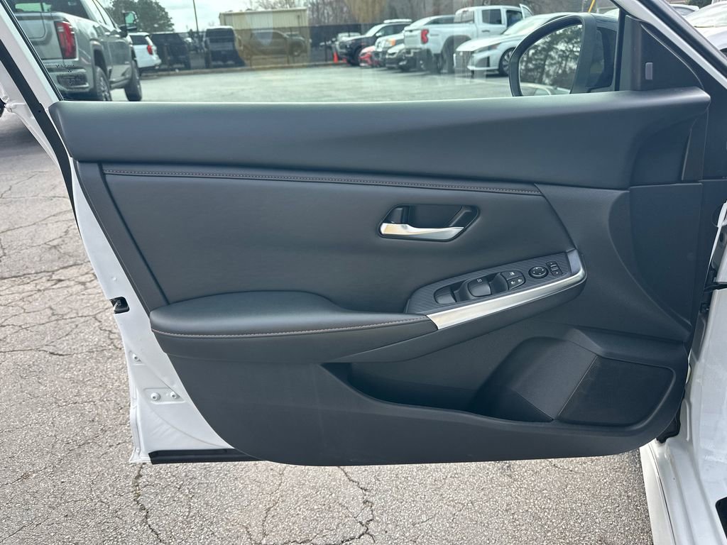 Used 2024 Nissan Sentra SR image 11