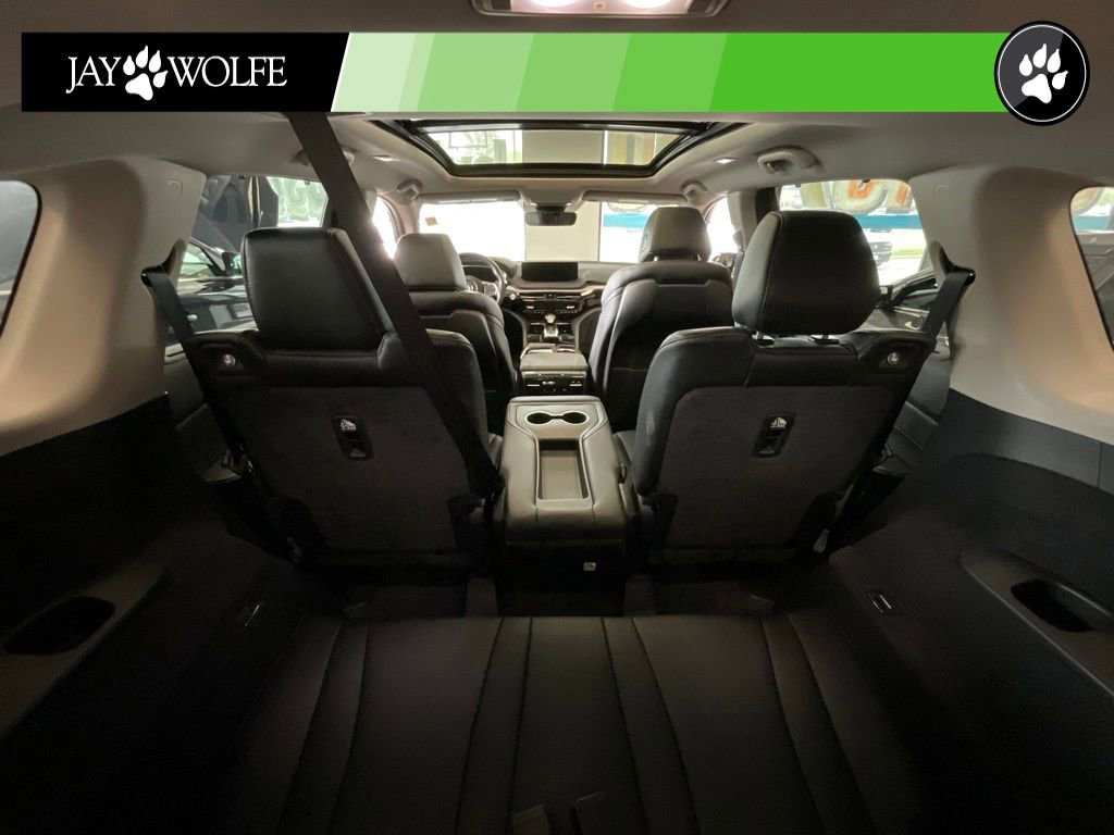 Used 2024 Acura MDX SH-AWD w/ Technology Package image 26