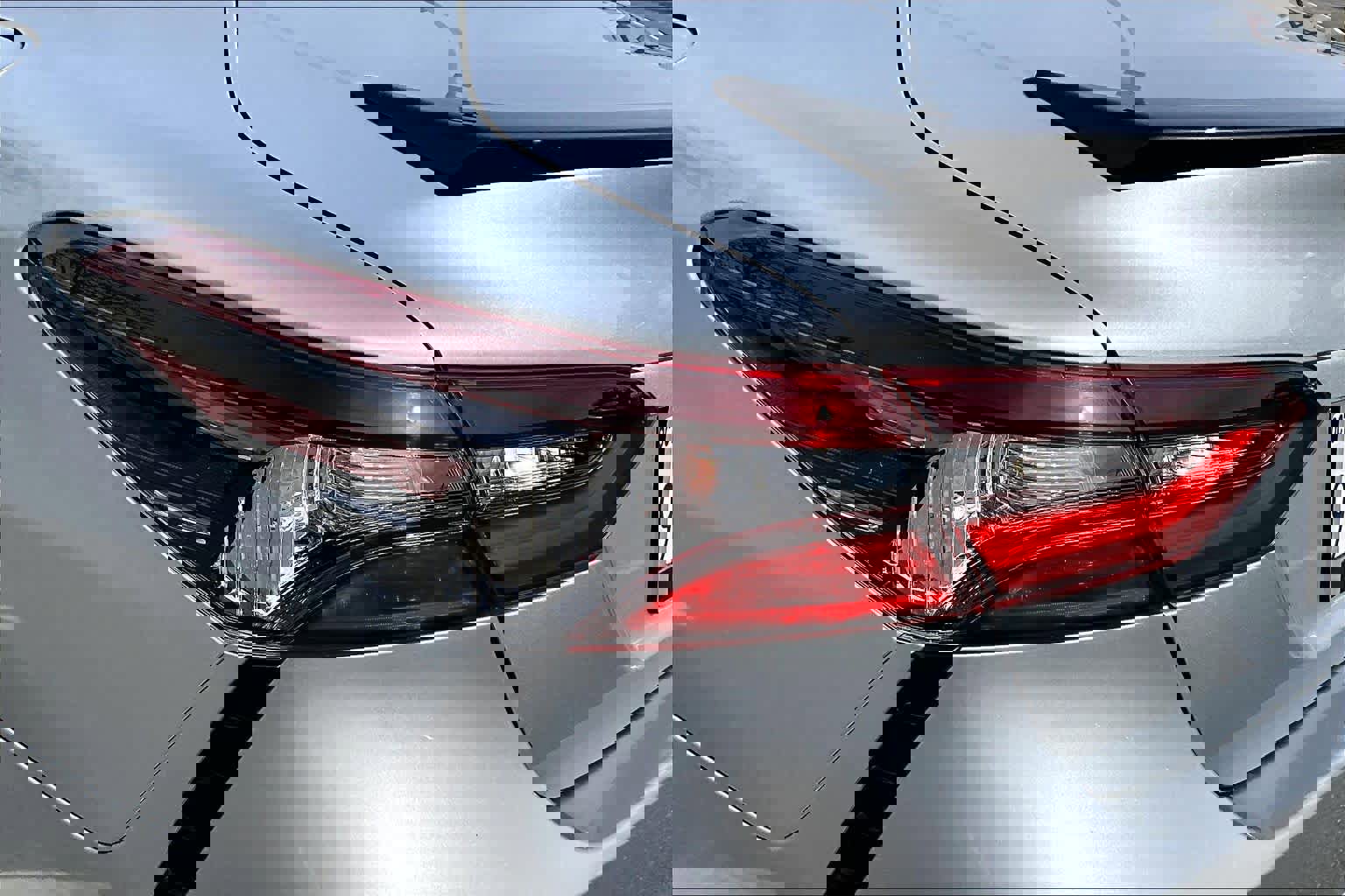 Certified 2021 Toyota Camry SE image 29