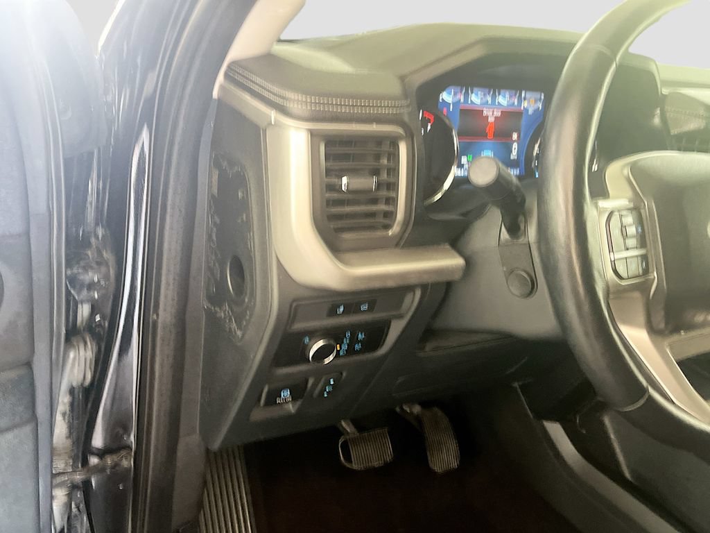 Used 2023 Ford Expedition XLT AWD/4WD image 10