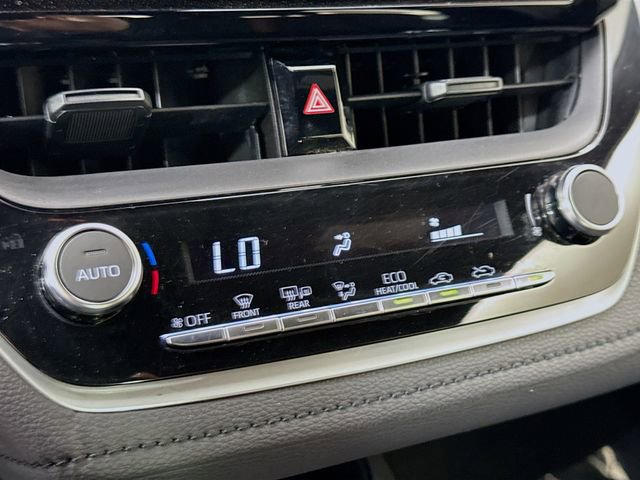 Used 2024 Toyota Corolla SE image 16