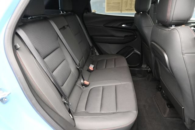 Used 2023 Chevrolet TrailBlazer RS w/ Sun and Liftgate Package FWD image 29