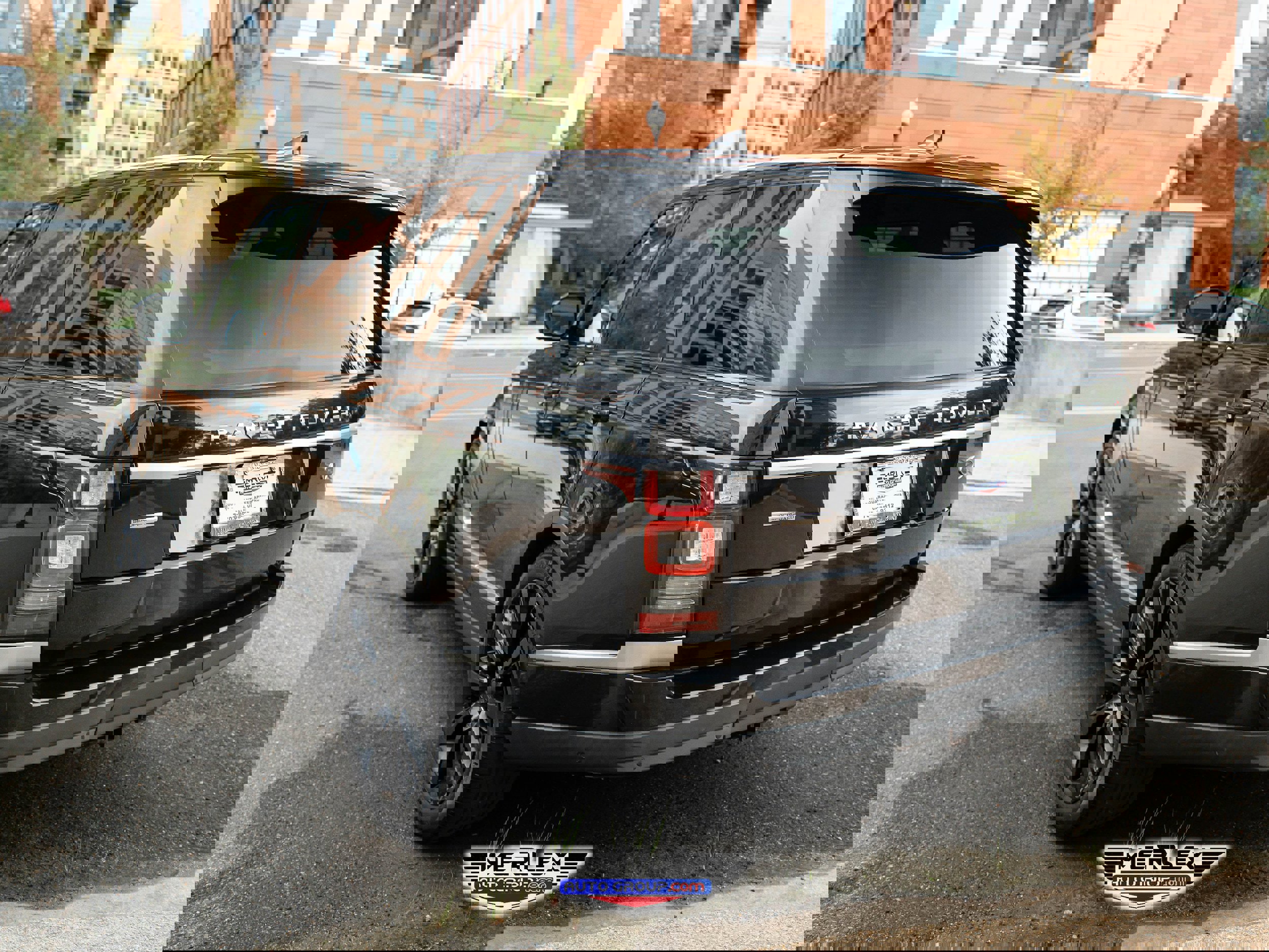 Used 2017 Land Rover Range Rover Supercharged image 5