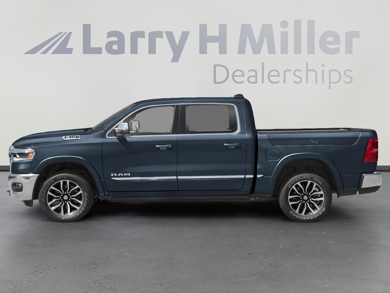 New 2026 RAM 1500 Limited AWD/4WD image 3