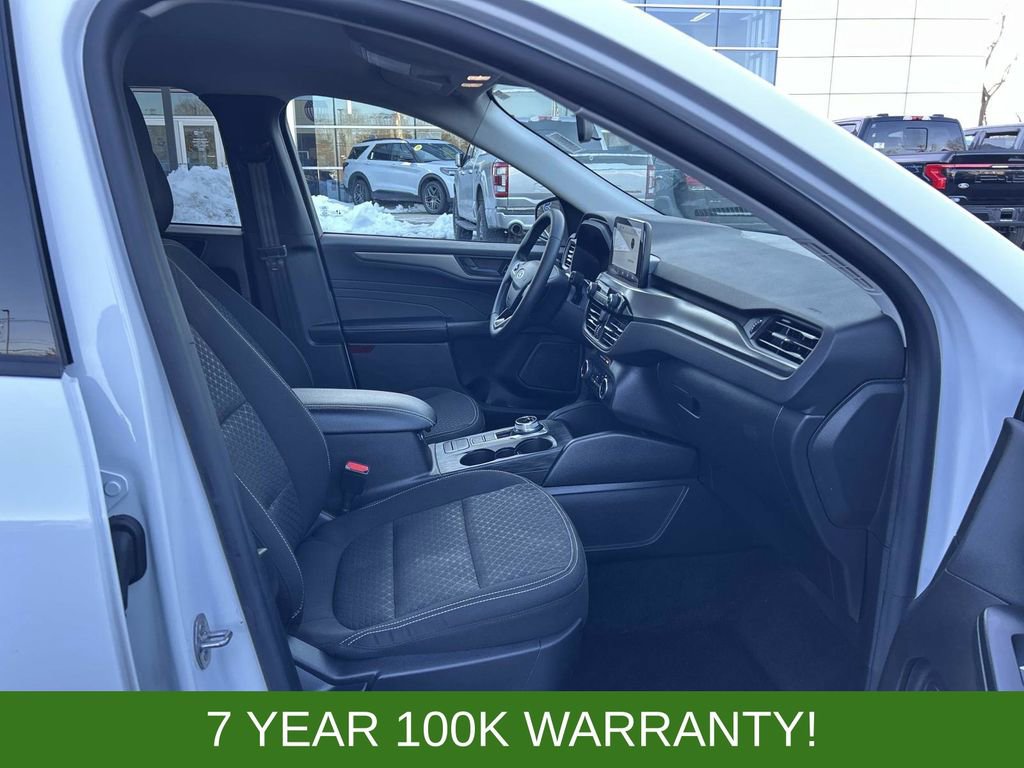 Certified 2024 Ford Escape Active image 17