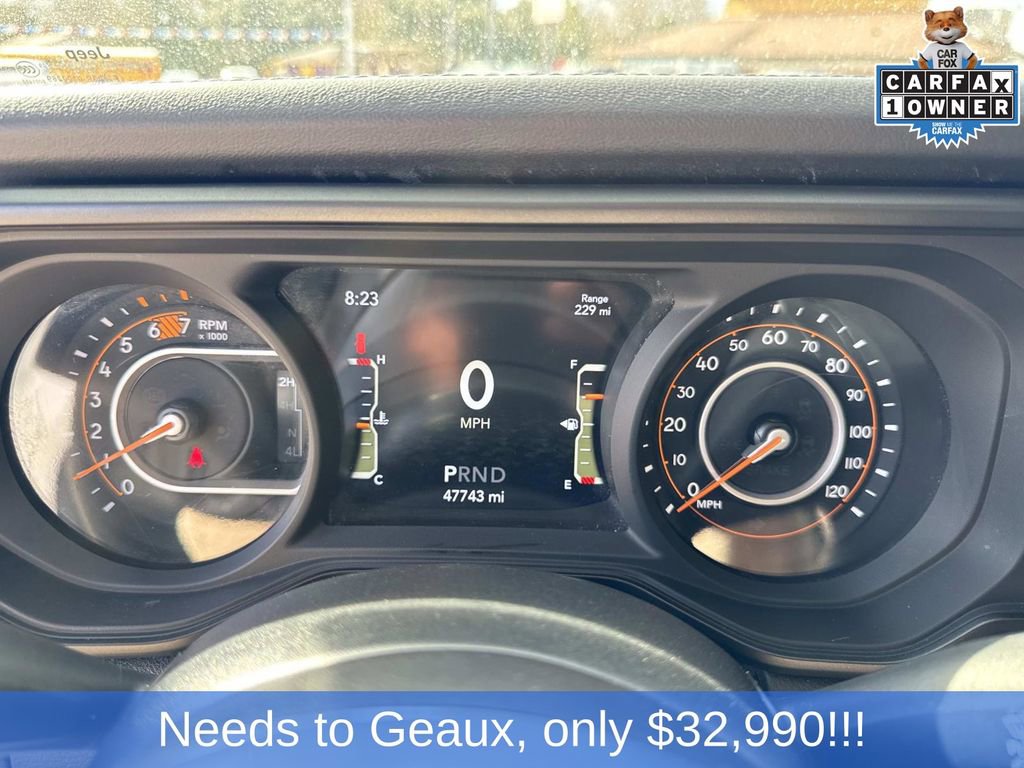 Used 2024 Jeep Wrangler Unlimited Sahara AWD/4WD image 42