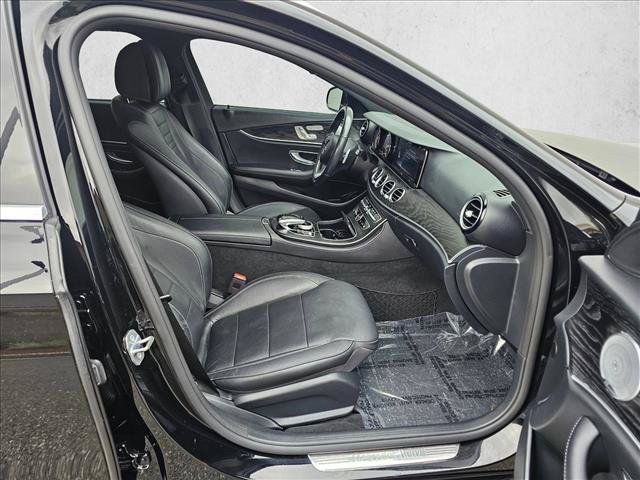 Used 2018 Mercedes-Benz E 400 4MATIC Wagon image 10