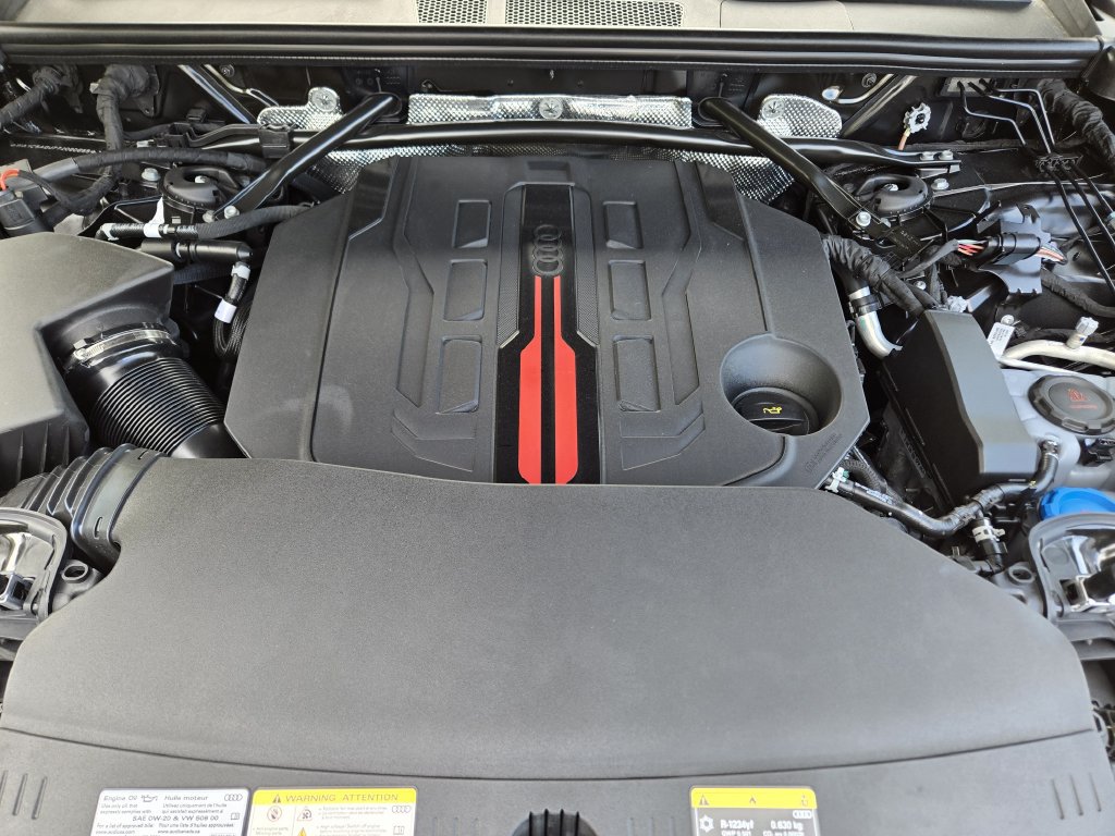 New 2026 Audi SQ5 Prestige AWD/4WD image 31