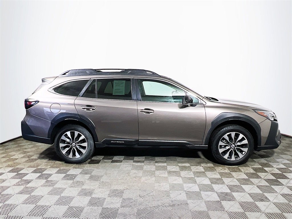 Used 2024 Subaru Outback Limited image 9