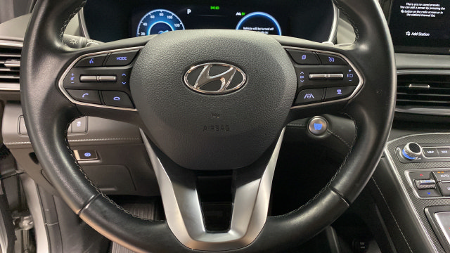 Used 2023 Hyundai Santa Fe SEL Premium AWD/4WD image 16