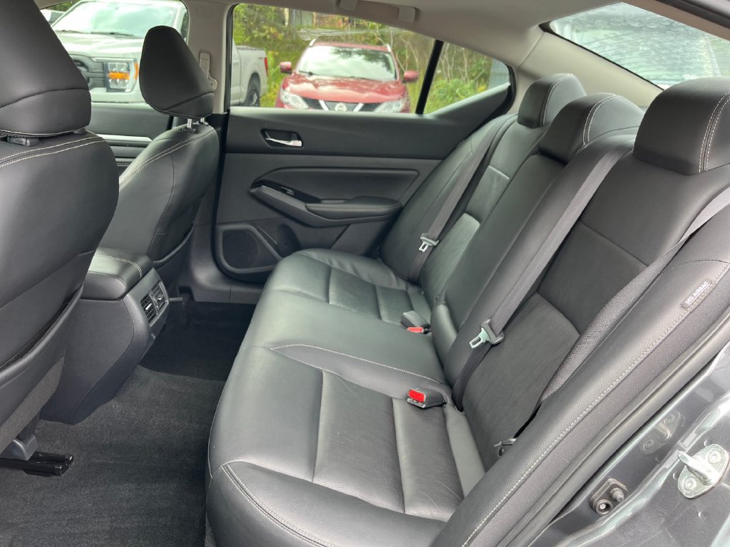 Used 2020 Nissan Altima 2.5 SL FWD image 17