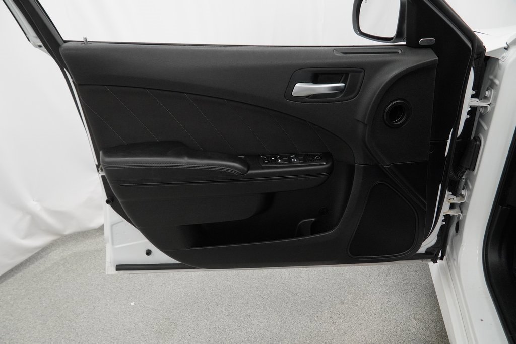 Certified 2022 Dodge Charger R/T w/ Blacktop Package image 35