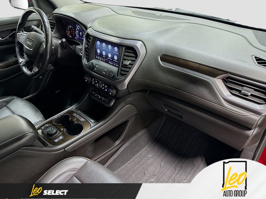Used 2021 GMC Acadia AT4 w/ Technology Package AWD/4WD image 35