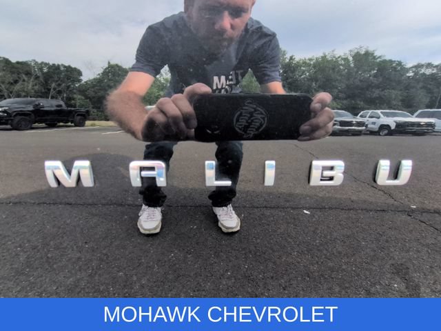 Used 2022 Chevrolet Malibu LS FWD image 33