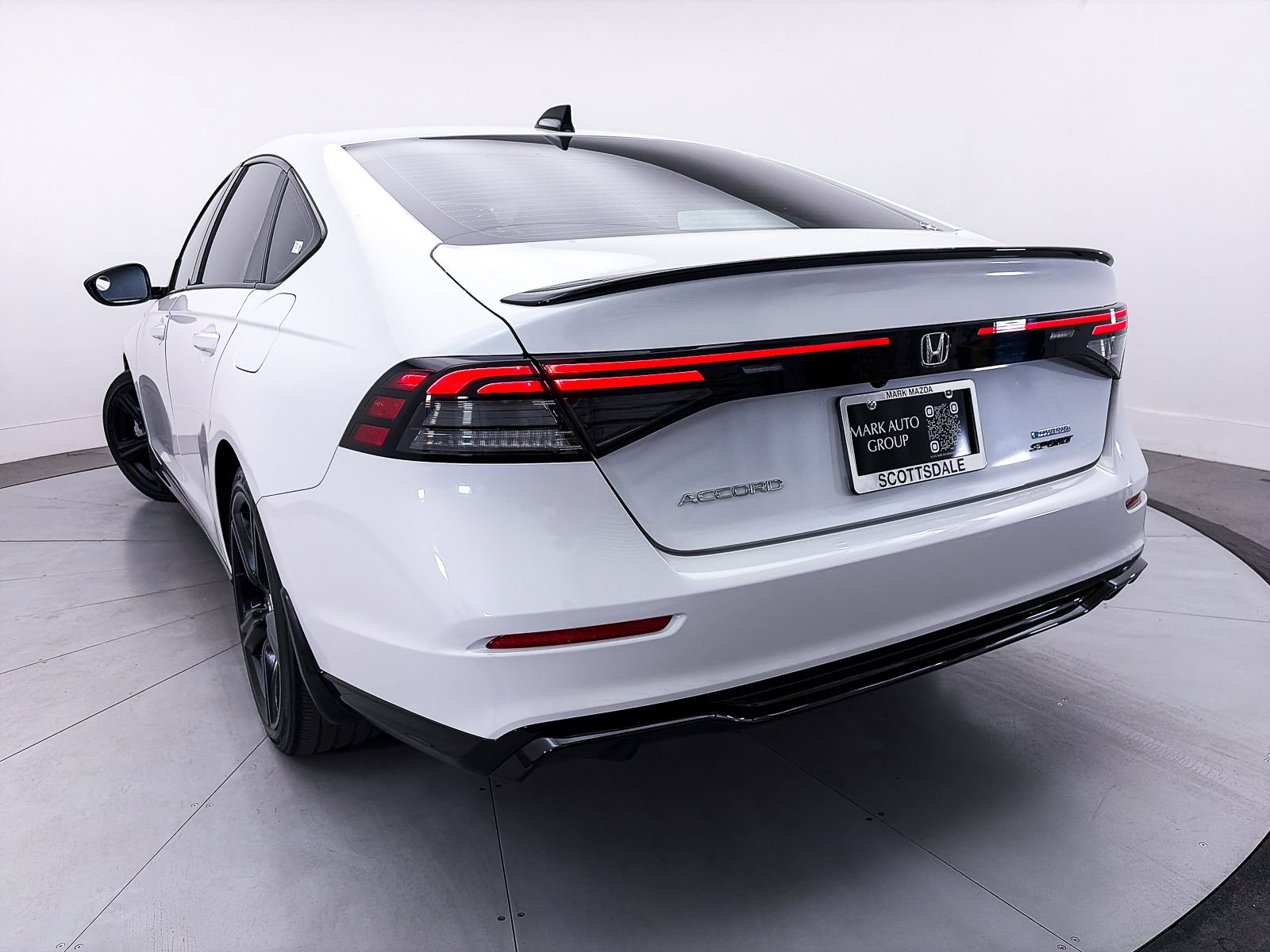 Used 2023 Honda Accord Sport image 9