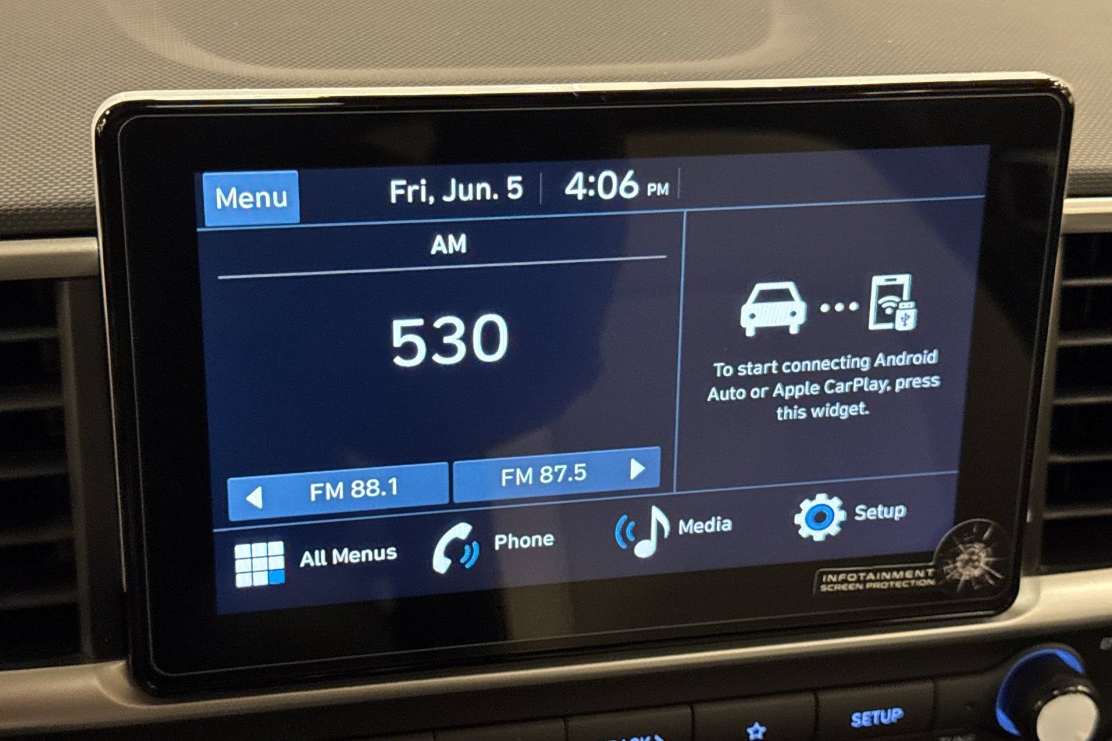 New 2026 Hyundai Venue SEL FWD image 18