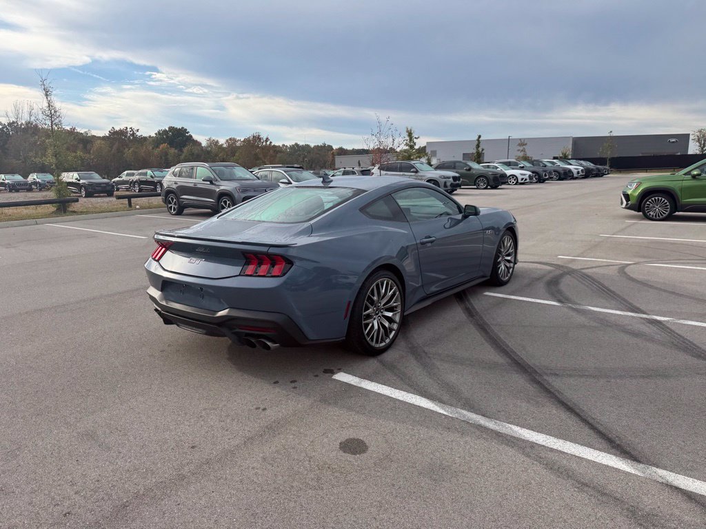 Used 2025 Ford Mustang GT Premium RWD image 14