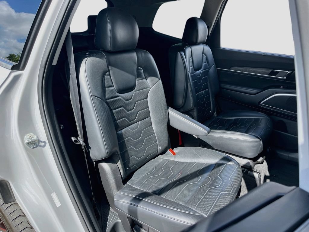 Used 2022 Kia Telluride SX w/ SX Prestige Package AWD/4WD image 30