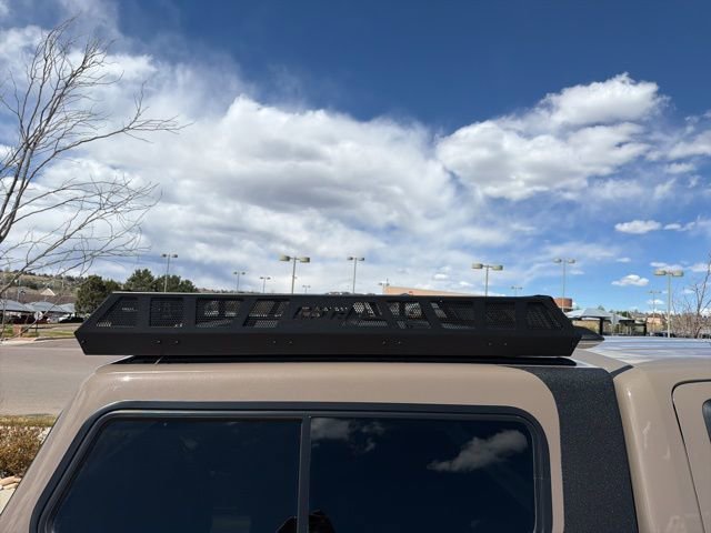 Used 2022 Nissan Frontier PRO-4X w/ Technology Package AWD/4WD image 8