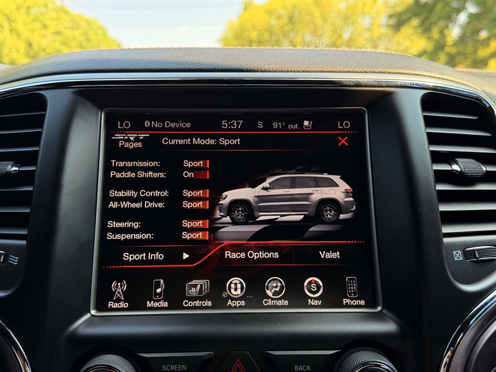 Used 2017 Jeep Grand Cherokee SRT AWD/4WD image 30