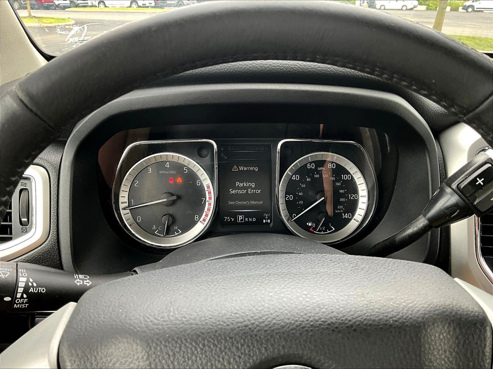 Used 2018 Nissan Titan SV w/ SV Convenience Package AWD/4WD image 13
