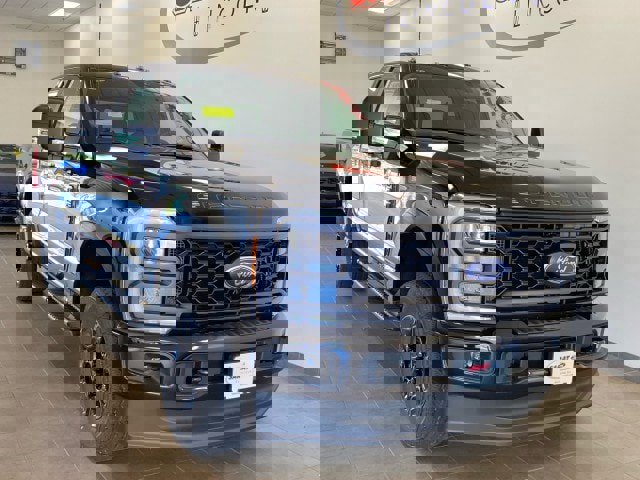 New 2026 Ford F250 4x4 SuperCab Super Duty image 2