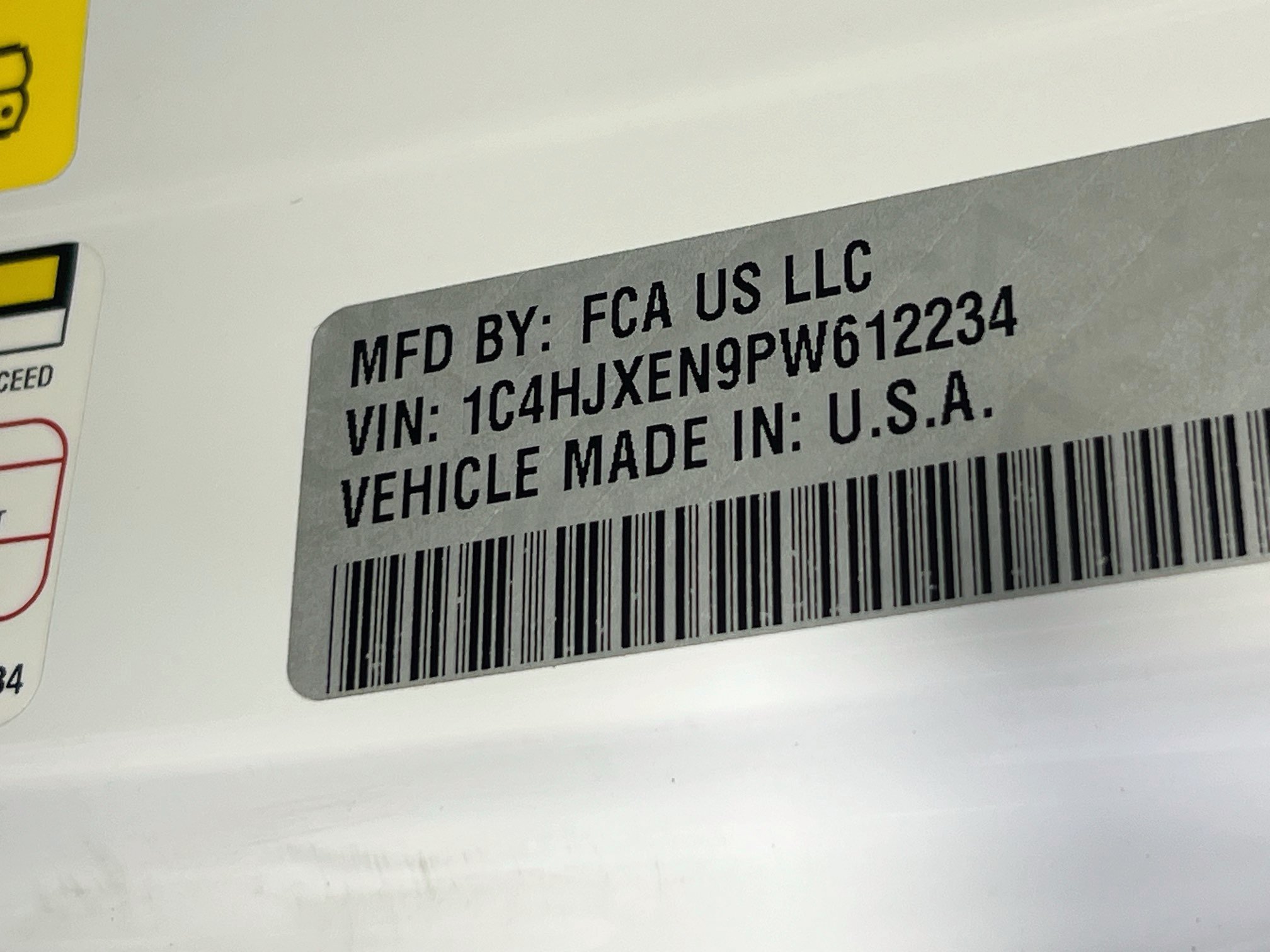Used 2023 Jeep Wrangler Unlimited Sahara AWD/4WD image 30