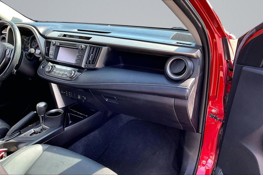 Used 2013 Toyota RAV4 Limited AWD/4WD image 14