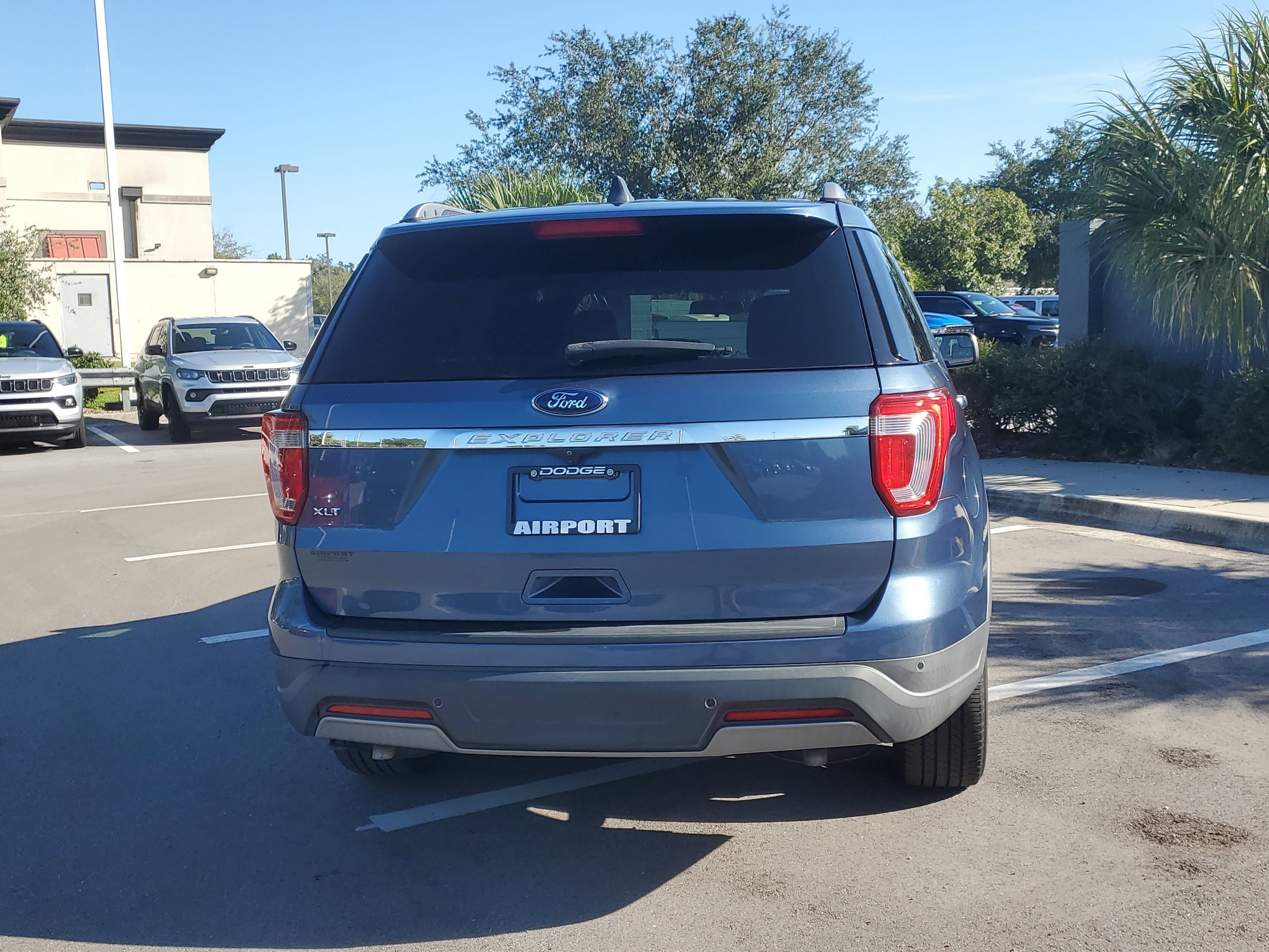 Used 2019 Ford Explorer XLT FWD image 7