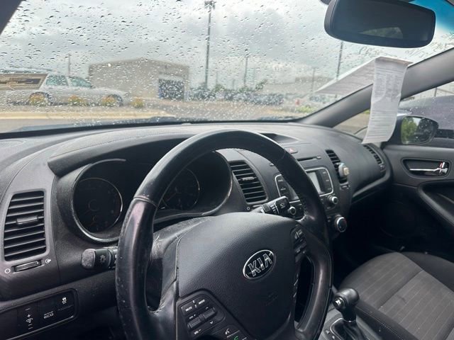 Used 2016 Kia Forte EX FWD image 7