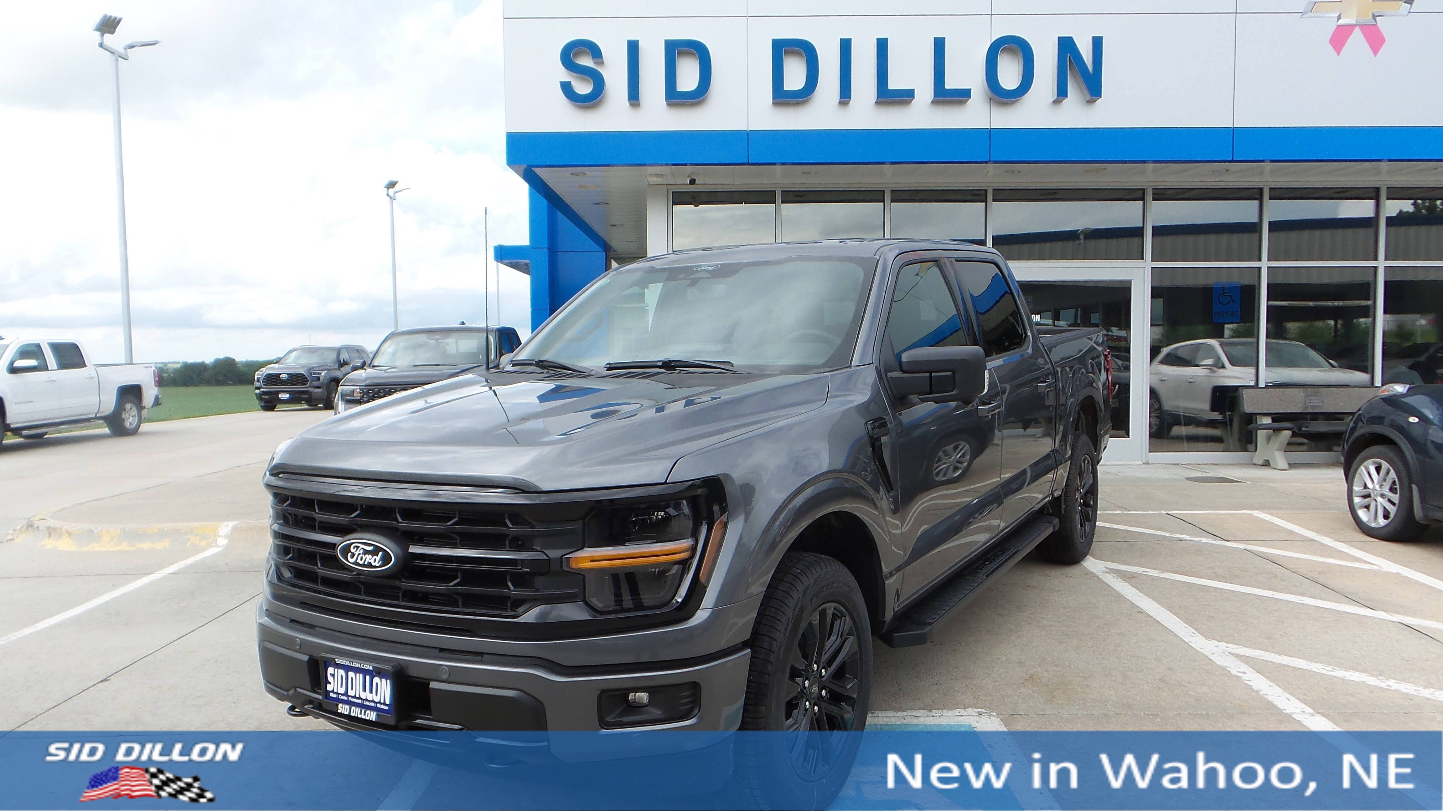 New 2025 Ford F150 XLT w/ Equipment Group 302A MID image 1