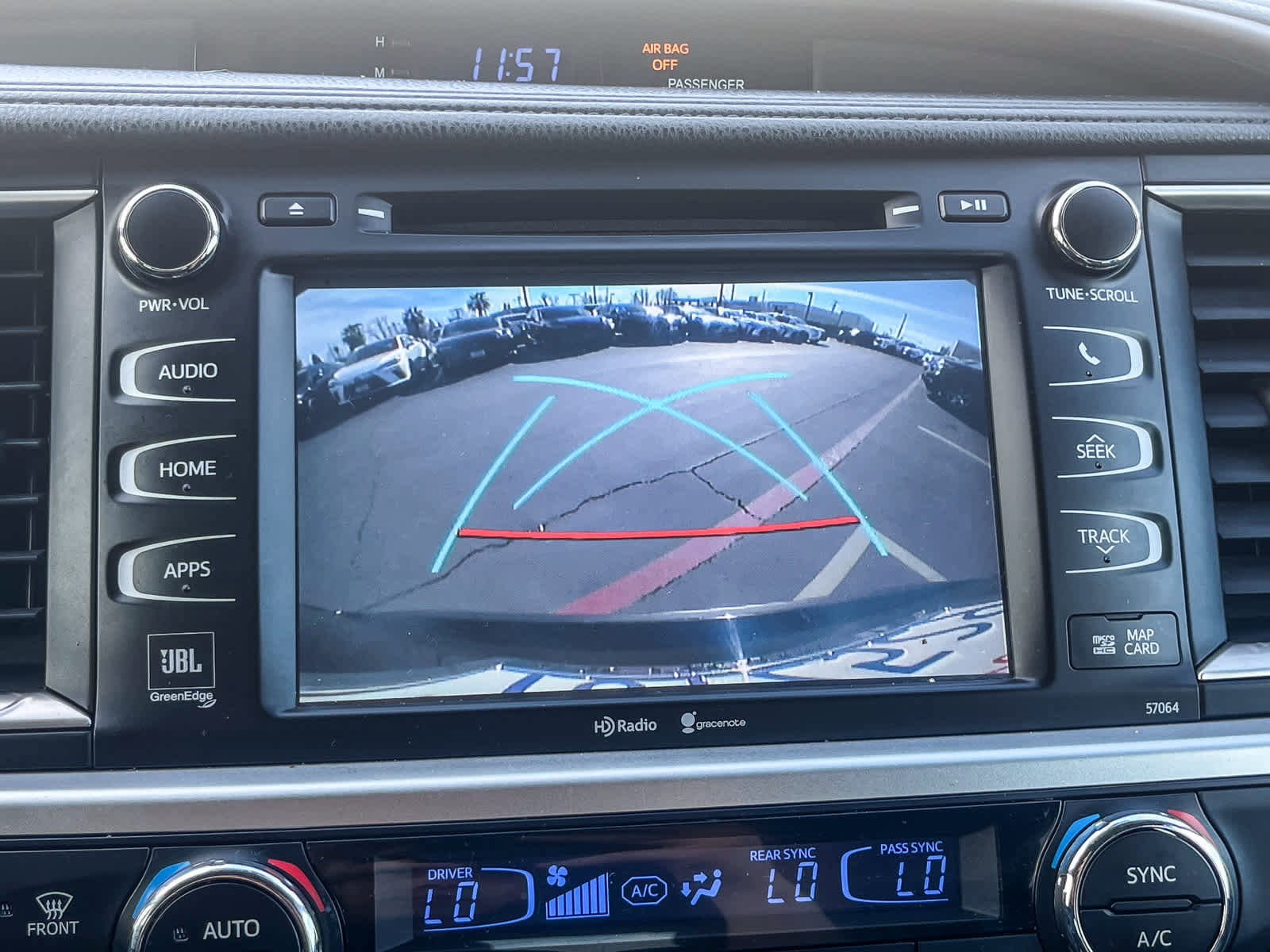 Used 2014 Toyota Highlander Limited Platinum image 24