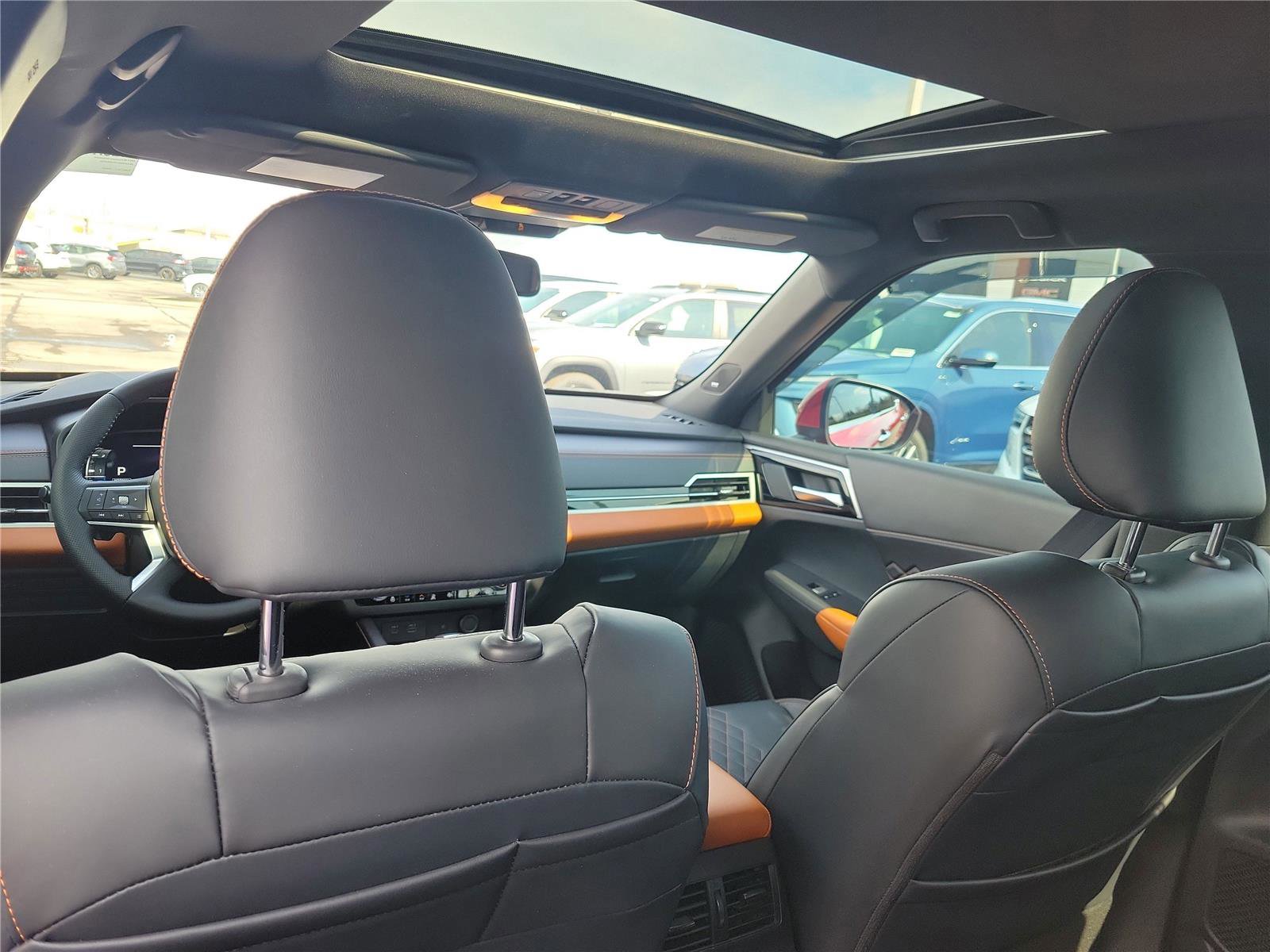 Used 2024 Mitsubishi Outlander SEL image 20