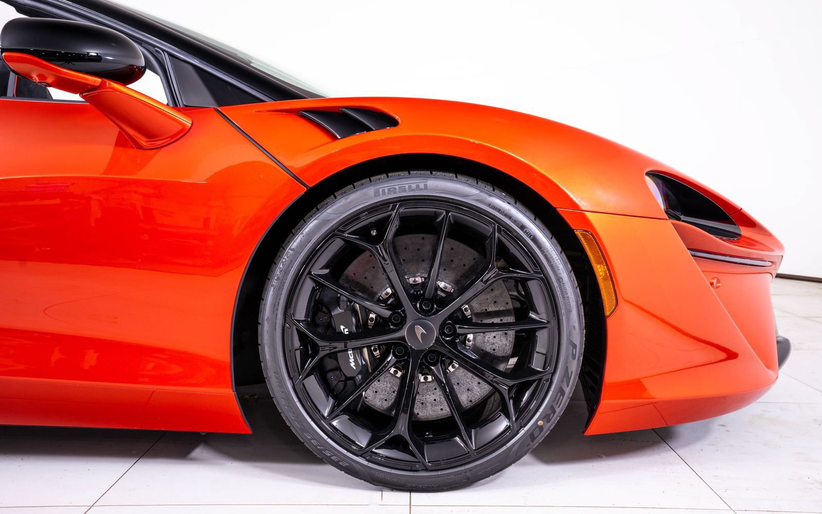 New 2026 McLaren Artura Spider RWD image 19