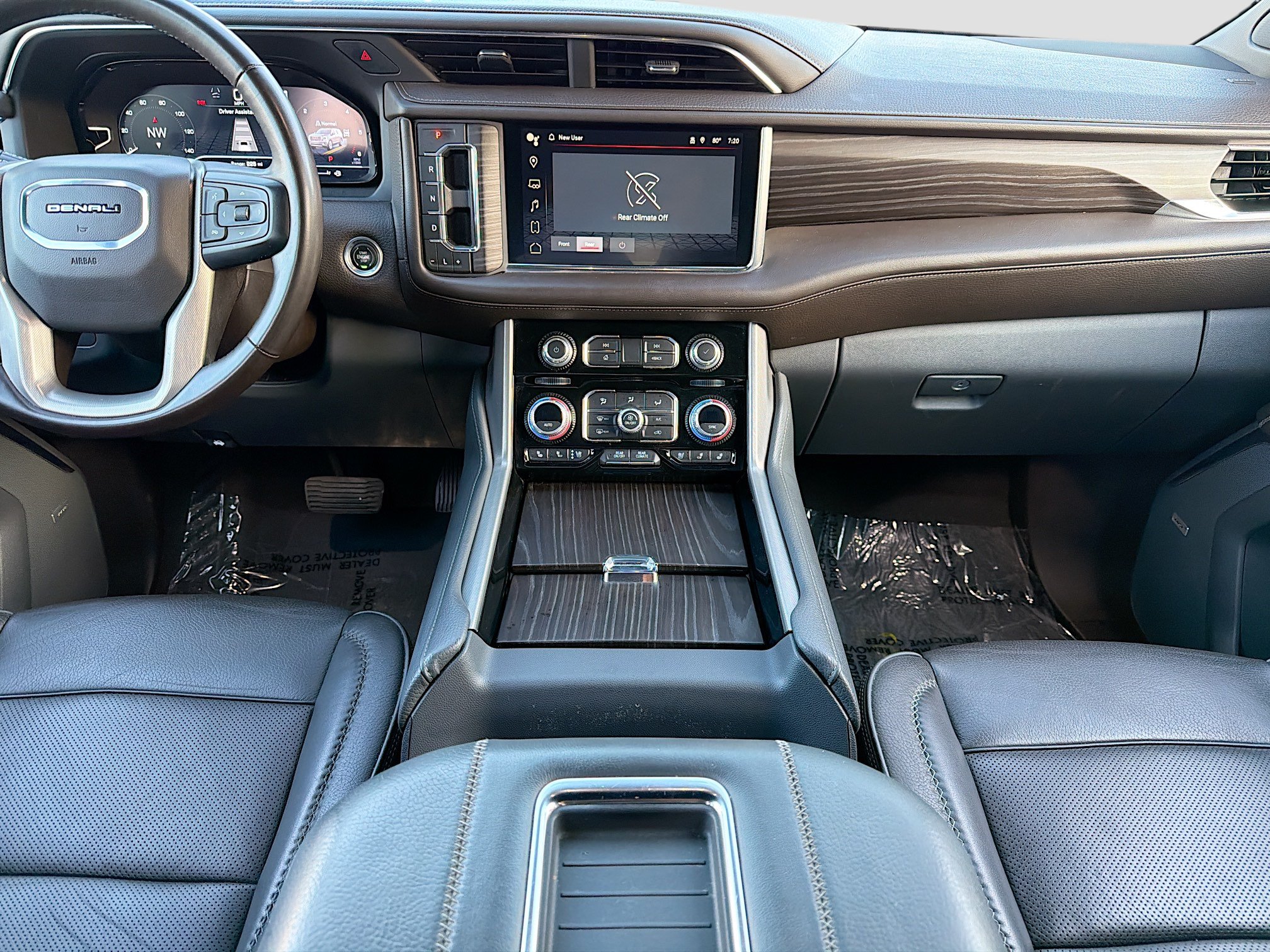 Used 2023 GMC Yukon Denali AWD/4WD image 19