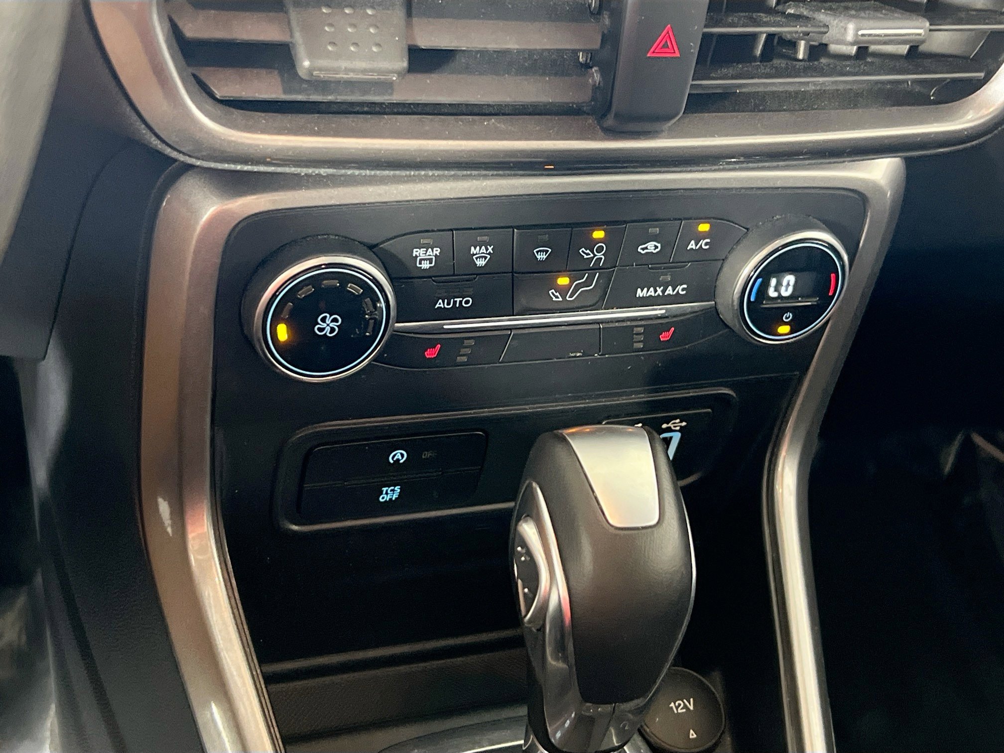 Used 2018 Ford EcoSport SE w/ SE Convenience Package AWD/4WD image 16
