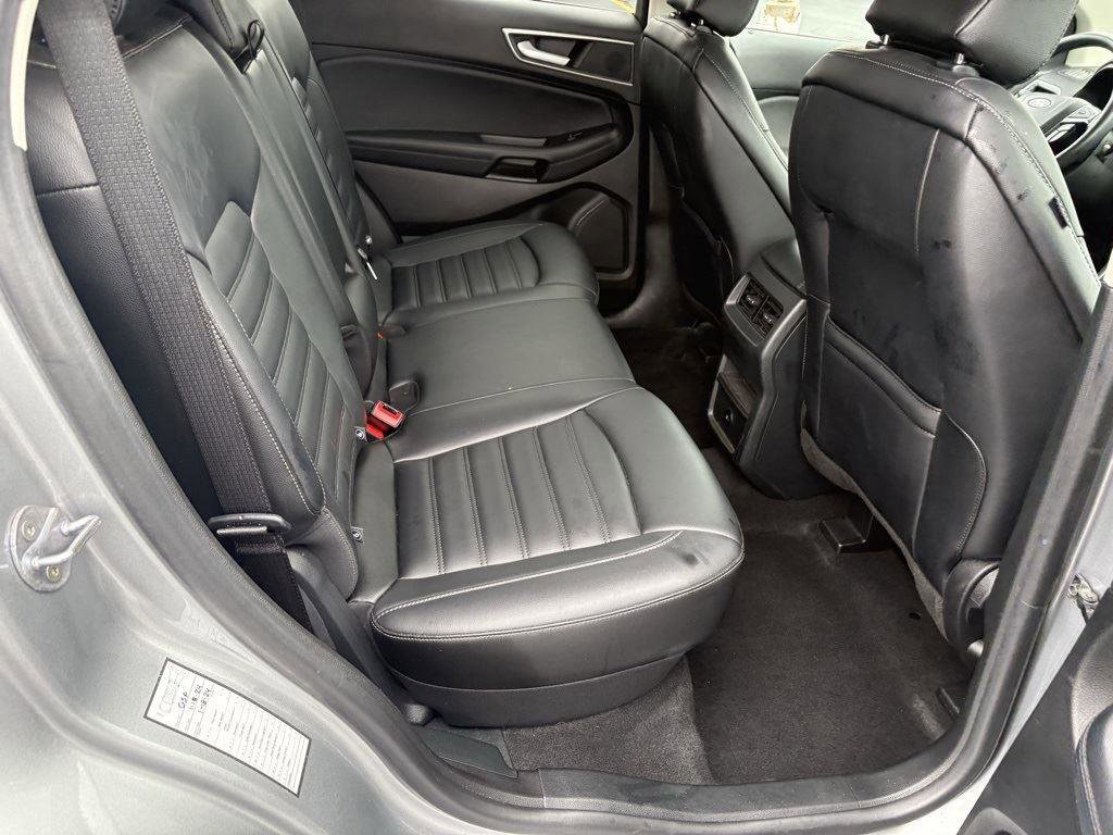 Used 2024 Ford Edge SEL image 16